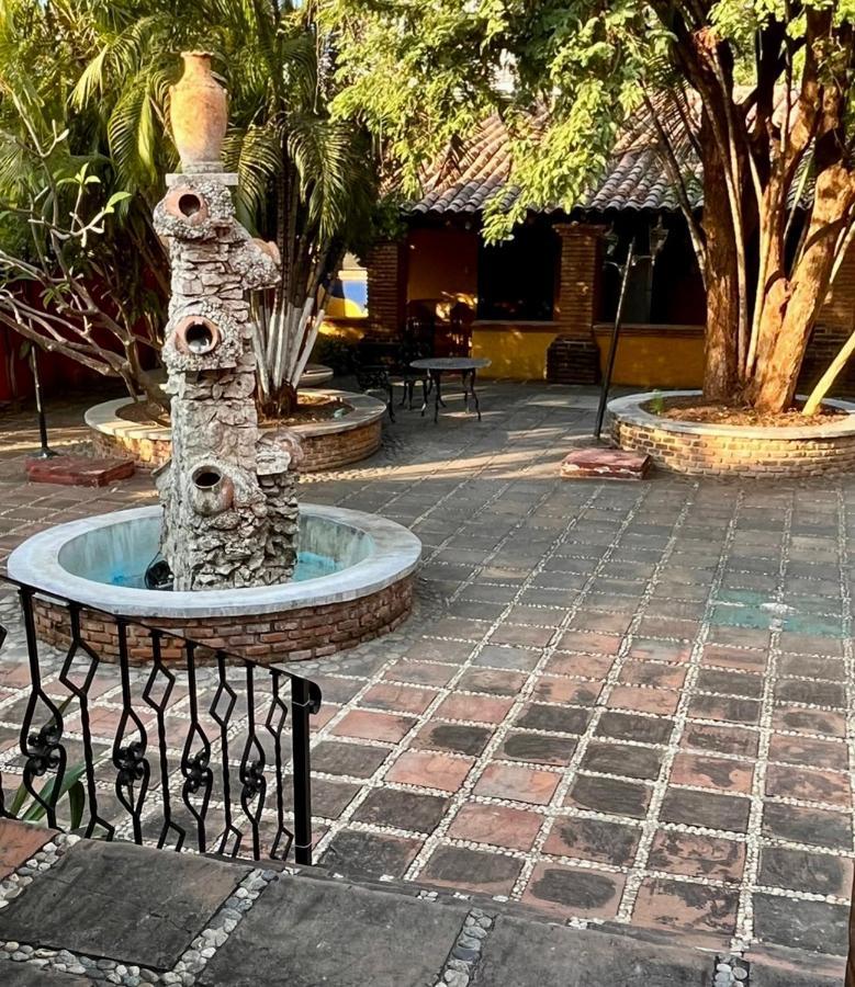 Hotel Rancho Escondito Puerto Escondido  Exterior photo